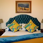 Carmichael House Boutique Hotel